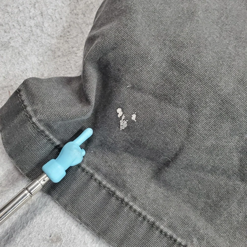 Carhartt ***stains item